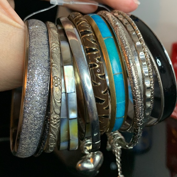 Bundle of 14 beautiful round bracelets✨ - Picture 6 of 6